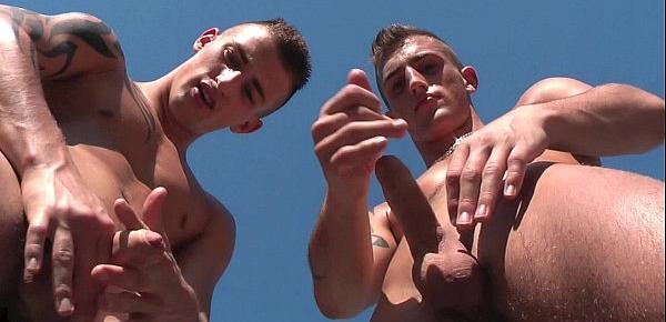  Mercury Twins - Outdoor Sparring and Jerking